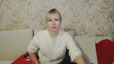 incredible_ariela online show from January 2, 11:20 am