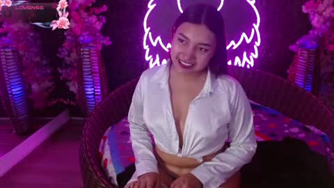 incredible_foxxy online show from July 16, 4:06 am