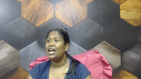 indiandeluxe online show from November 10, 5:19 pm