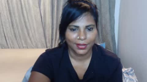 Snapshot of indiandreams_ chatting on February 28, 2:09 pm Palavi online show from February 28, 2:09 pm
