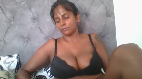 priya online show from February 21, 6:29 am