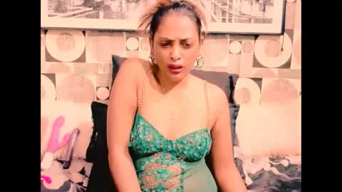 indianplaymate online show from December 2, 4:42 pm