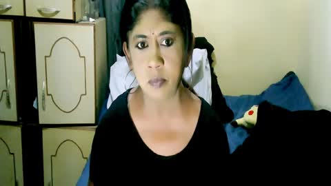 indianpleasures21 online show from July 2, 6:30 am