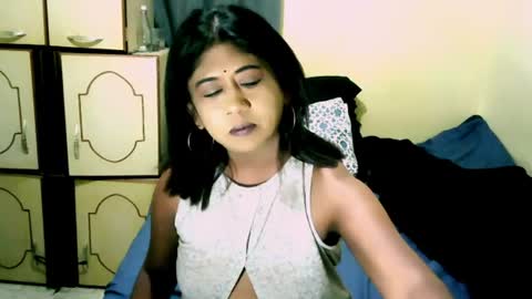 indianpleasures21 online show from July 4, 5:09 pm