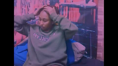 indiansexybutt4u2luv online show from January 10, 11:15 am