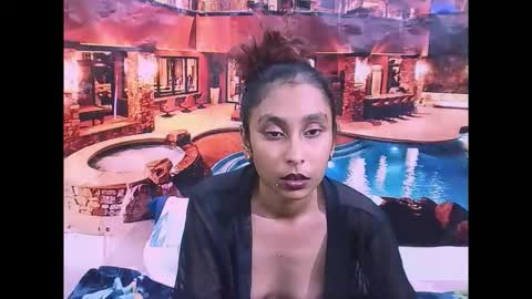 indiansexybutt4u2luv online show from April 18, 7:11 am