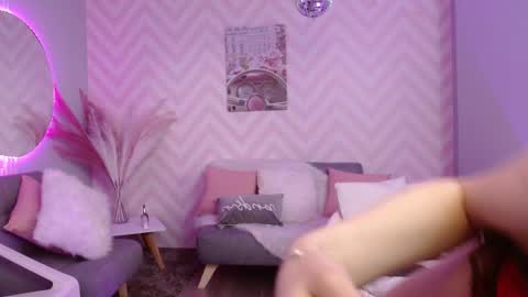 INDY online show from December 4, 3:35 pm