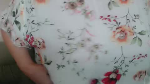 Snapshot of infinity_loveliness chatting on October 7, 7:24 am Infinity online show from October 7, 7:24 am