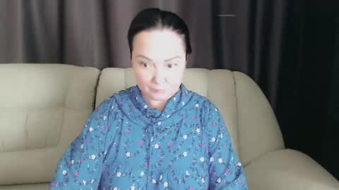 Snapshot of infinity_loveliness chatting on September 18, 6:45 am Infinity online show from September 18, 6:45 am