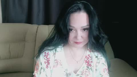 Snapshot of infinity_loveliness chatting on October 3, 7:02 am Infinity online show from October 3, 7:02 am