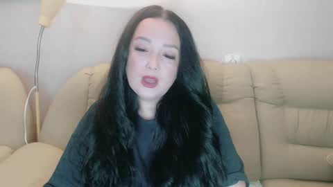 Snapshot of infinity_loveliness chatting on September 27, 1:07 pm Infinity online show from September 27, 1:07 pm
