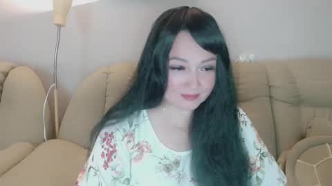 Snapshot of infinity_loveliness chatting on September 23, 12:14 pm Infinity online show from September 23, 12:14 pm