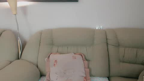 Snapshot of infinity_loveliness chatting on October 16, 7:00 am Infinity online show from October 16, 7:00 am