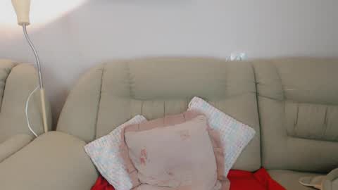 Snapshot of infinity_loveliness chatting on October 13, 8:39 am Infinity online show from October 13, 8:39 am