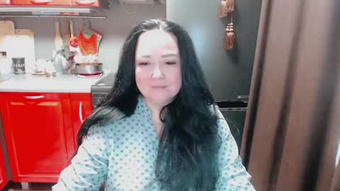 Snapshot of infinity_loveliness chatting on March 12, 7:46 am Infinity online show from March 12, 7:46 am