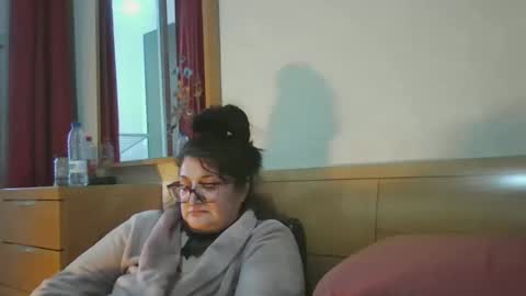 inna46_ online show from February 10, 3:15 pm