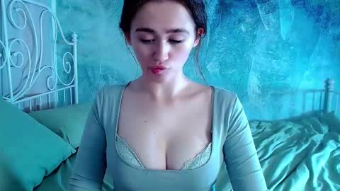 Lina online show from February 25, 1:48 am