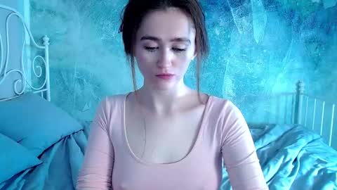 Lina online show from March 25, 2:09 pm