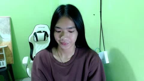 Reign online show from February 8, 11:07 pm