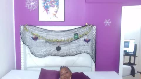 innocent_sexybaby online show from November 1, 10:14 pm