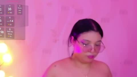 innocenthazel online show from June 2, 2:56 am