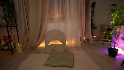 Denisa online show from April 8, 8:55 pm