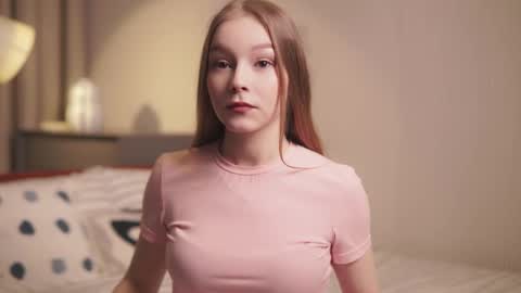 Avie online show from March 4, 7:31 pm