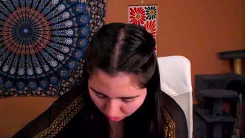 Africa online show from November 27, 8:45 pm