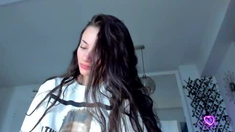 Snapshot of irenevon chatting on March 3, 6:31 am Ir s room online show from March 3, 6:31 am