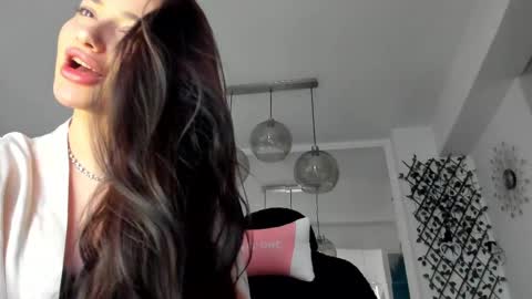 Snapshot of irenevon chatting on March 12, 3:40 pm Ir s room online show from March 12, 3:40 pm