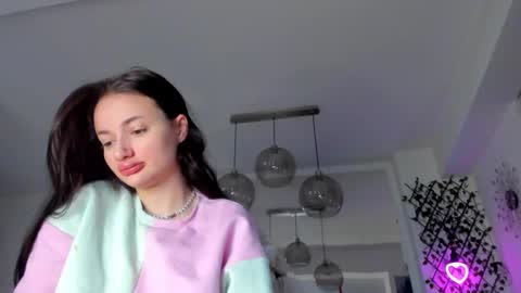 Snapshot of irenevon chatting on February 12, 6:08 am Ir s room online show from February 12, 6:08 am