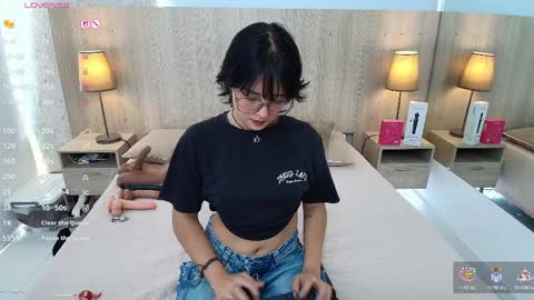 Iris online show from April 12, 7:38 pm