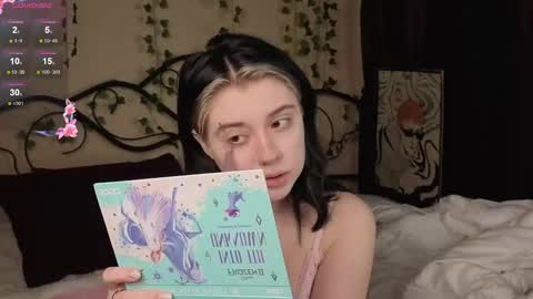 I am Cutie Iris3 online show from December 19, 7:11 am