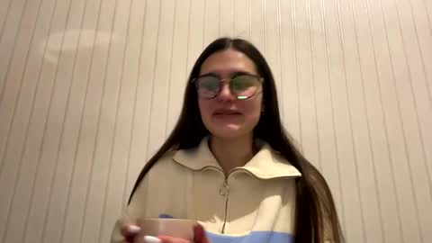 irisss31 online show from February 22, 7:21 pm