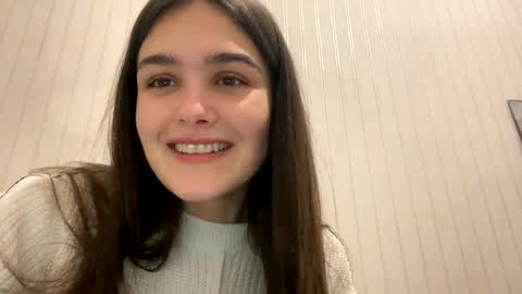 irisss31 online show from February 4, 9:10 pm