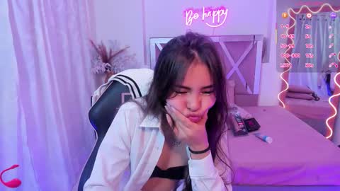 ISABELA  online show from November 19, 12:05 pm