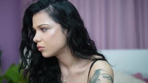  Isabel  online show from November 26, 9:38 pm