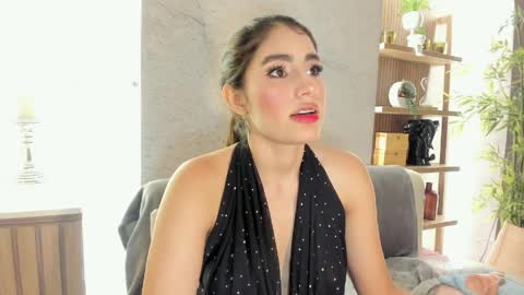 isabelastefano online show from April 8, 3:19 am