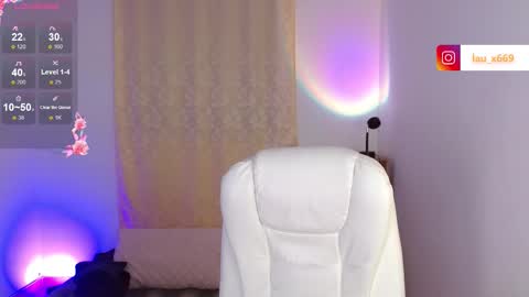 Snapshot of isabella_669 chatting on October 18, 6:27 am isabella online show from October 18, 6:27 am