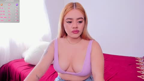 Isabella Arias online show from December 26, 6:33 pm