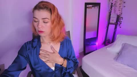 isabella online show from November 19, 7:14 pm