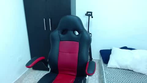  estefania online show from December 11, 10:14 am