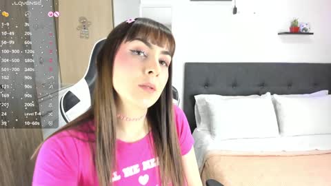 Snapshot of isabella_sea chatting on January 19, 1:53 am Isabella Sea online show from January 19, 1:53 am