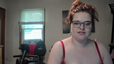 Snapshot of isabellamariedarcy chatting on September 9, 9:36 pm isabellamariedarcy online show from September 9, 9:36 pm
