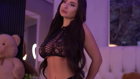 Snapshot of isabellehunt chatting on October 10, 5:34 am IsabelleHunt online show from October 10, 5:34 am
