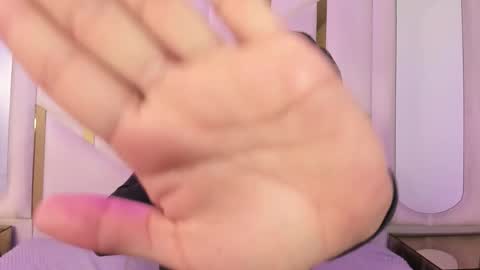 isabellrodriguez18 online show from March 25, 9:01 am