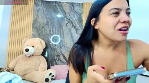 ISADORA online show from March 26, 12:07 pm