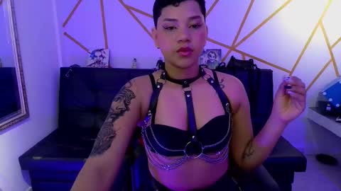 isabela online show from September 21, 9:24 pm