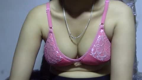 ishika_ishu online show from May 13, 10:43 am