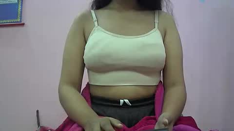 ishika_singh_ online show from January 10, 3:22 am
